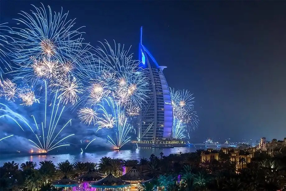Your Ultimate UAE December 2025 Guide: Events, Attractions & Seasonal Magic